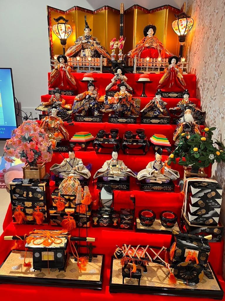 フェリシモ おひなさまミニチュア 完成品 ひな壇飾りになる木箱付き