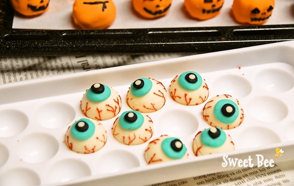 ハロウィン 目玉アイスボックスクッキー Eyeball icebox cookies