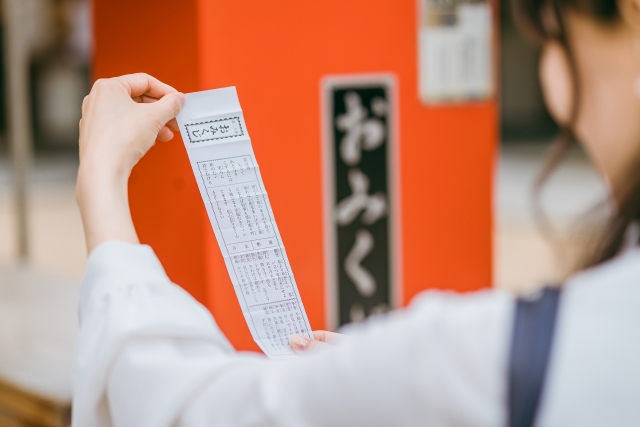 おみくじの順番は何が正解？運勢の意味や確率・正しい引き方を再確認！ホイミ