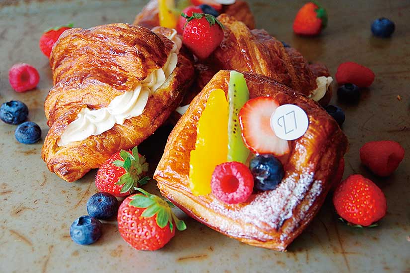 長野県内のベーカリーが集まる『第19回パンパパンフェス in GAZA ~BLACK 'PAN' DAY~』開催🍞✨今年オープンのお店や東北信からのお店も続々来場！ 日替わり店も多数あるので毎日来ても楽しめる😆日時 11月22日 金 、23日 土 、24日 日10時〜15時※売り切れ次第終了