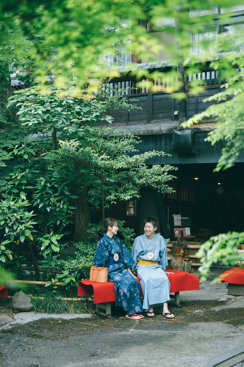 黒川温泉で可愛い浴衣を着て散策しませんか？ユカタキドリ 浴衣レンタル料 パンフレット、クーポン券 入浴券付き 場所:べっちん館時間10:00-16:00 12月末まで。 Instagramで投稿するだけの簡単フォトコン開催中‼️ 選ばれると宿泊券などが当たります✨どんどん投稿し