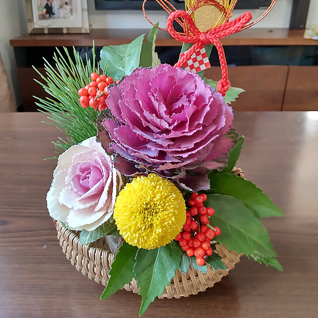 お正月に飾る葉牡丹の寄せ植え特集