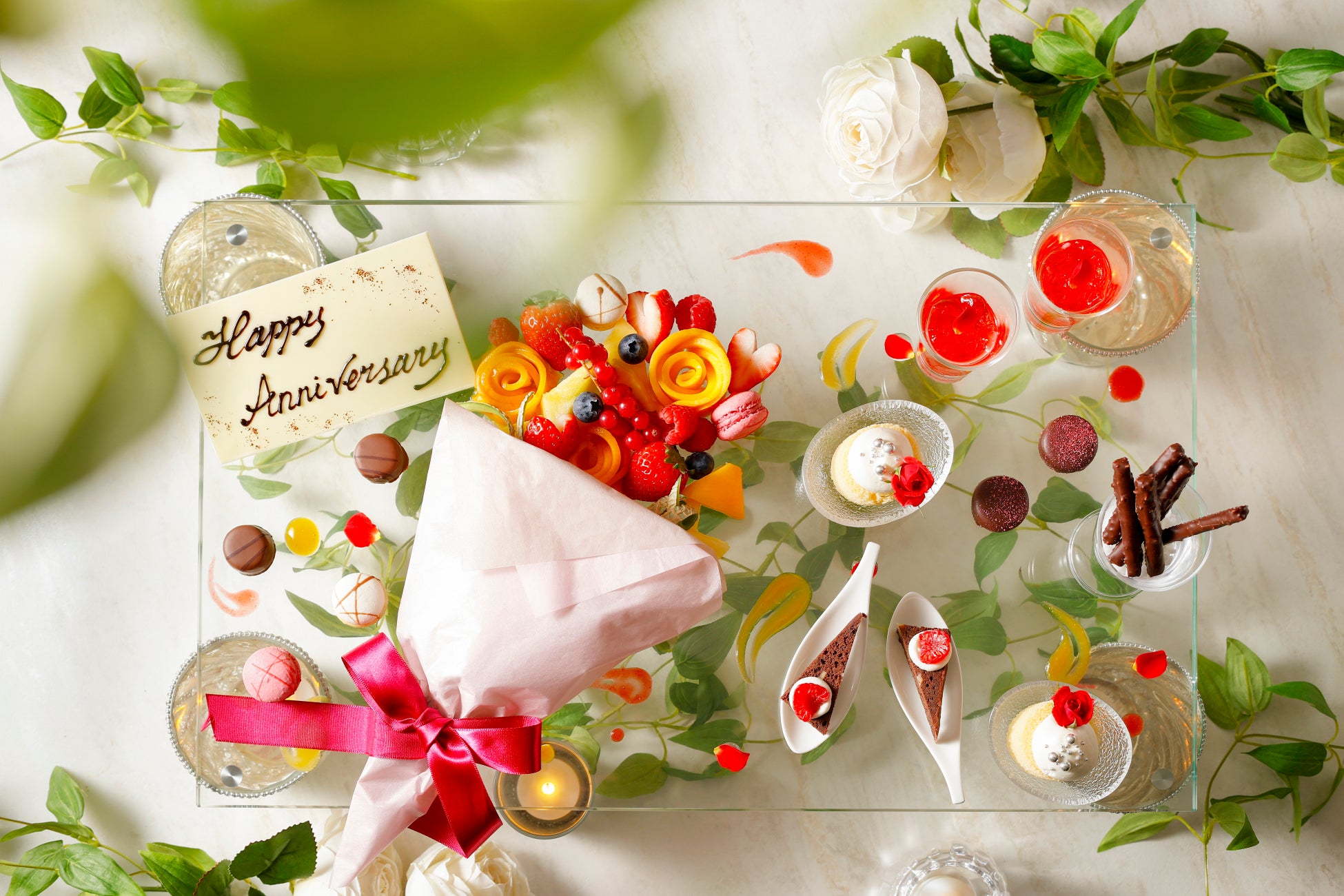 結婚記念日は英語でなんていう？記念日に贈れる英語のメッセージもご紹介します結婚ラジオ結婚スタイルマガジン