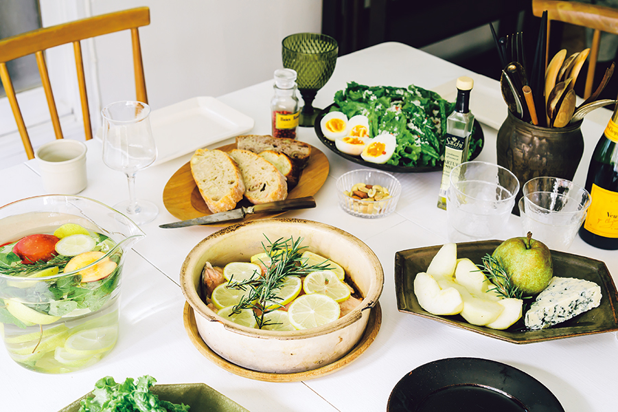 行事料理 ワンプレートおせちの盛り付け お正月料理 おもてなし料理 年末年始 お煮しめ 八幡焼き チャーシュー エビチリ 和食 JapaneseFoods デパ地下手土産 帰省土産 新宿伊勢丹