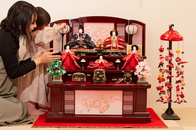 ひな祭り ひな人形の三人官女の並べ方は？役割や持ち物についてもこども写真館スタジオアリス写真スタジオ・フォトスタジオ