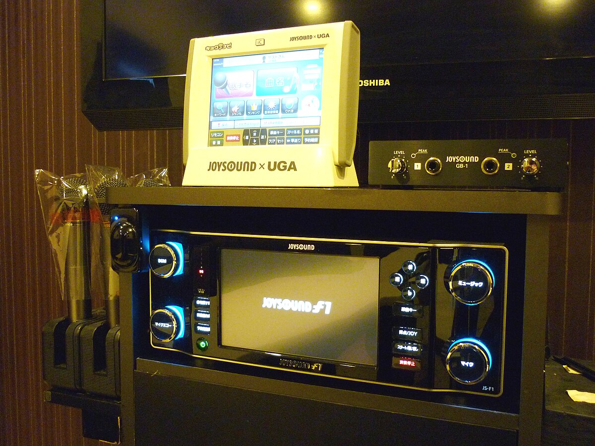 カラオケ、姿を消した「歌本」 老舗店長とたどる「平成30年史」