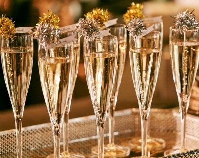 マーダーミステリー「Cheers Too Long」OZON