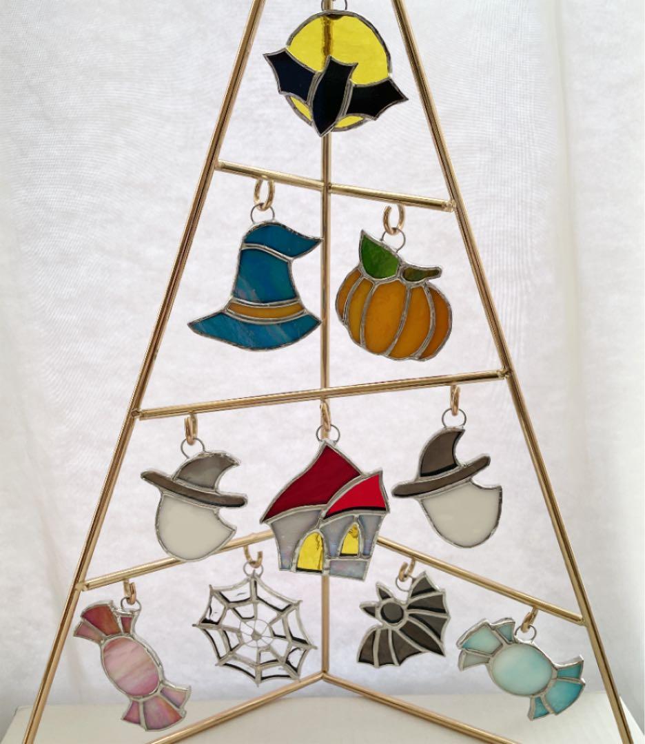 Amazon村の風景オーナメント、冬の風景ステンドグラスオーナメント、ステンドグラスの町の装飾、風景ホリデーオーナメント2024、クリスマスイブハウス ステンドグラスオーナメントギフトXmasインテリア オンライン通販