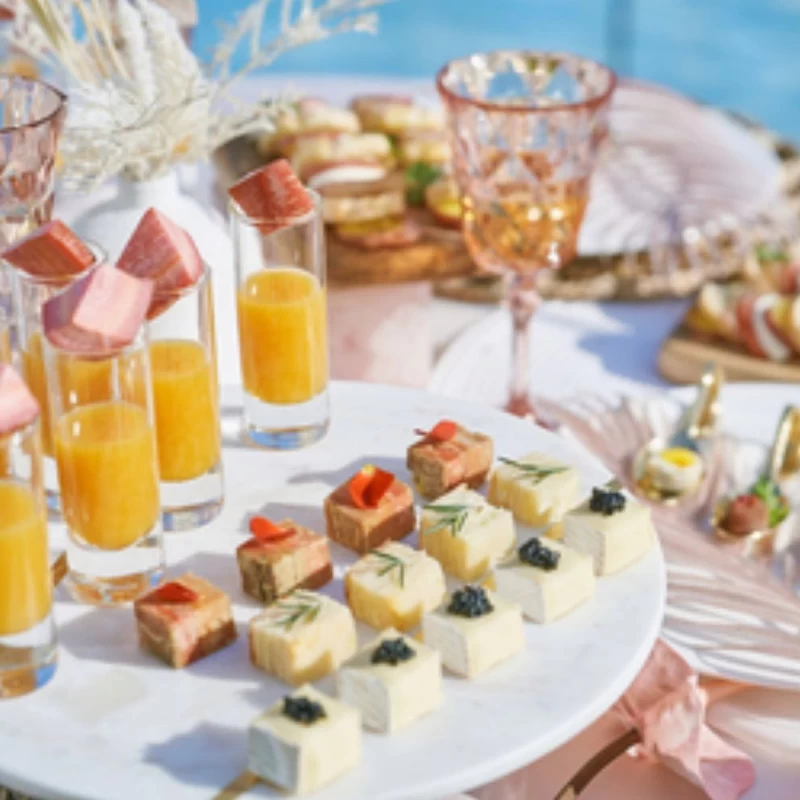 今注目の演出！ デザートビュッフェで流したい3曲♬ ハピチョコ FRUITS ZIPPER ♬ Blueberry Pie 由薫 ♬ビスケット YUKI みなさんのオススメ曲があれば ぜひコメントで教えてください☺ ＊ー＊ー＊ー＊ー＊ー＊ー＊ー＊ー＊ー＊ー そして次回は新作公開直前