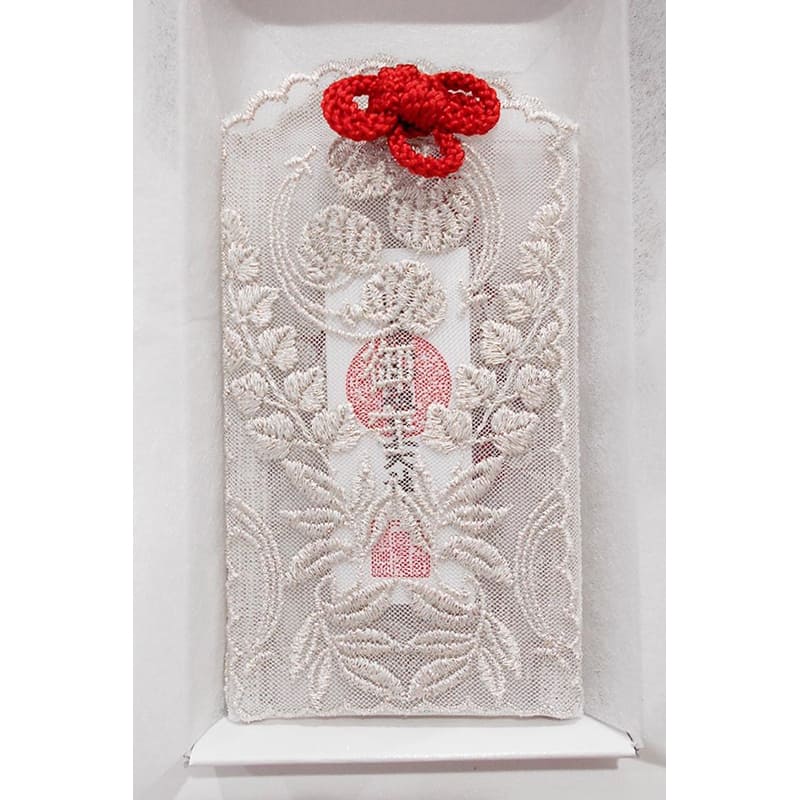 縁結びレースお守り：大阪の露天神社