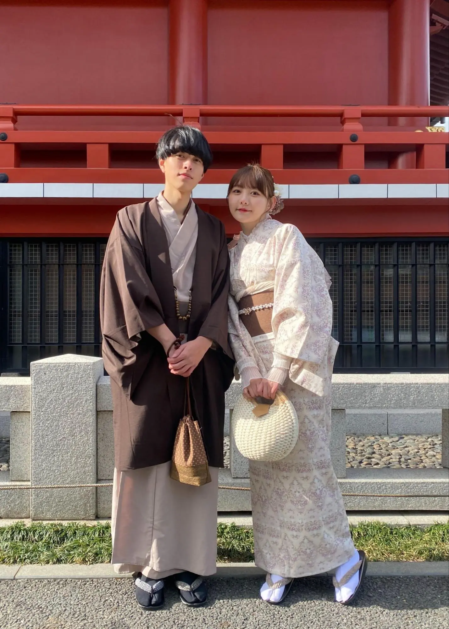 これさえあれば大丈夫。「夏祭りデート」に行く際に用意したい10のものRETRIP リトリップ