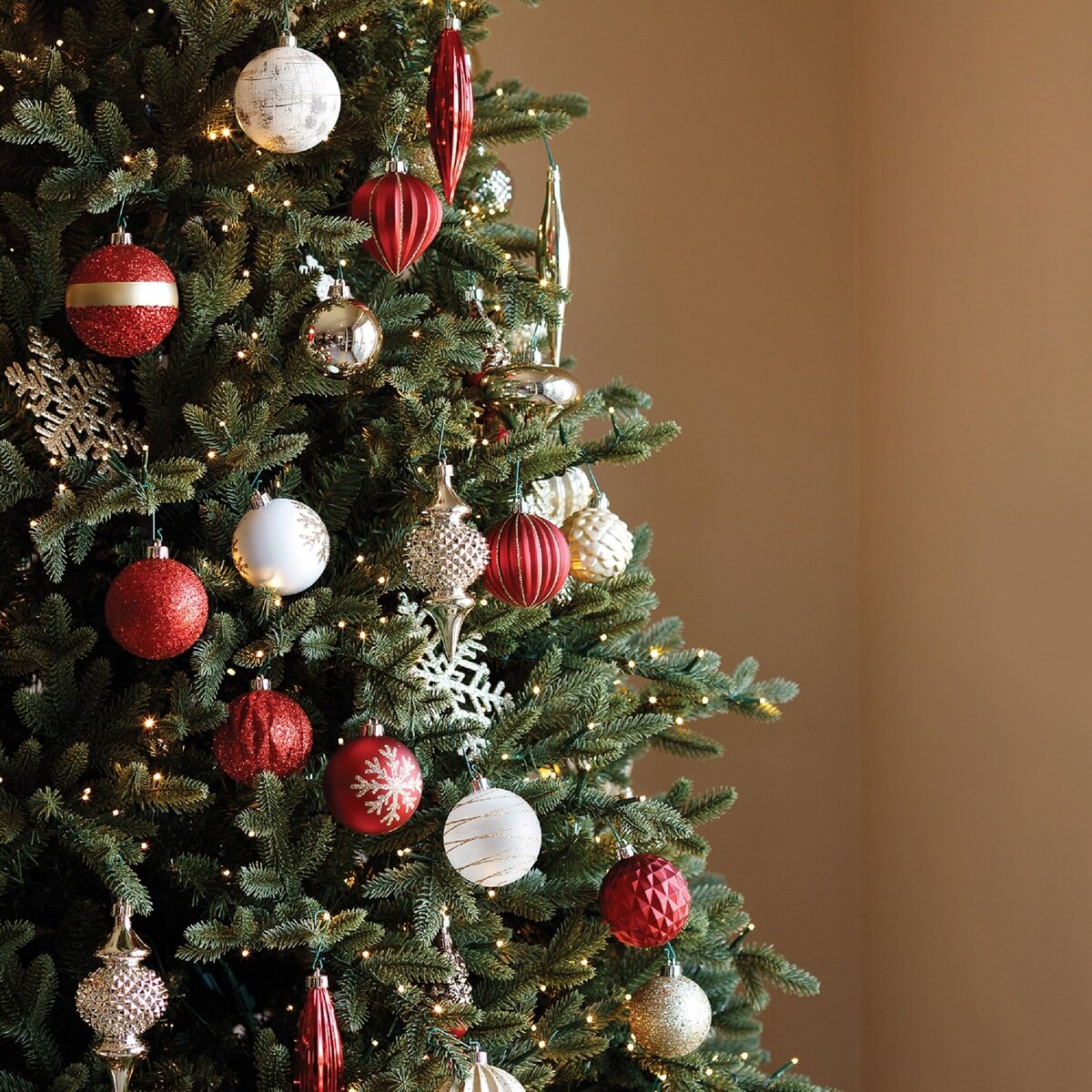 クリスマスツリー フェルト 壁掛け 吊り紐付き オーナメント 部屋 壁 玄関 サンタ トナカイ デコレーション プレゼント 贈り物 おしゃれ かわいい