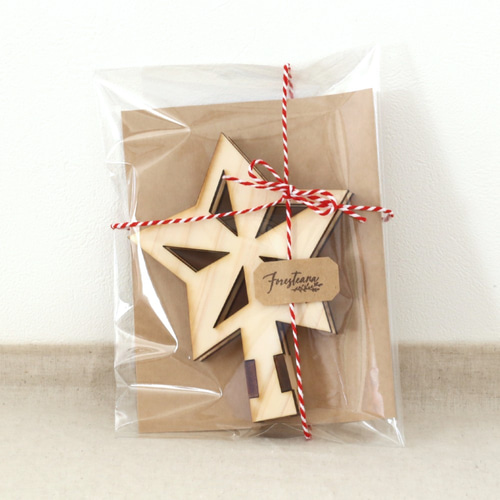 折り紙で折るクリスマスの星 - YouTube