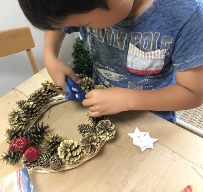 永遠の杉のクリスマスリース 松ぼっくり クリスマスリース クリスマスデコレーション クリスマスギフト - ショップ mixia-flowerドライフラワー・ブーケ - Pinkoi