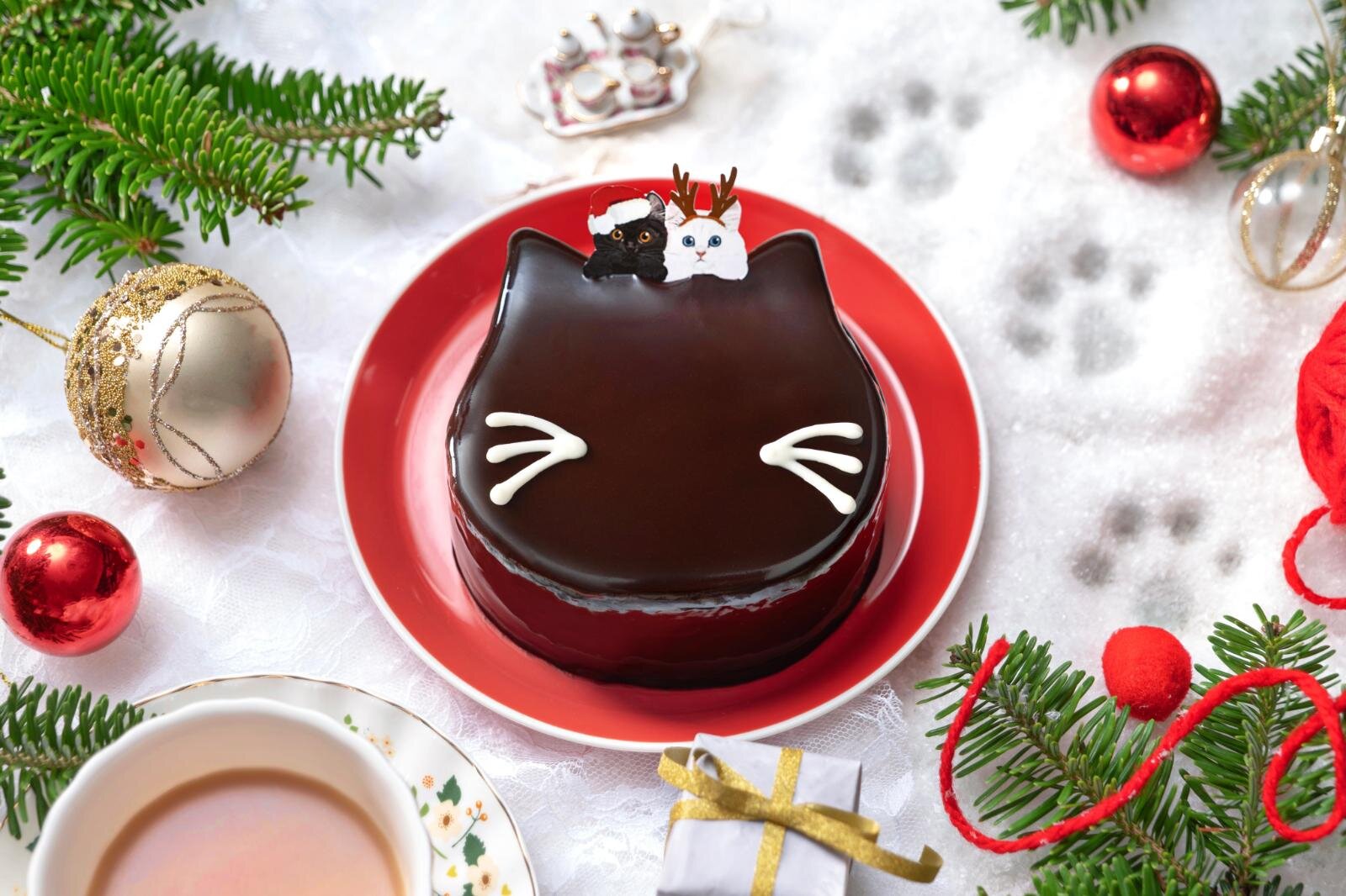 🎄白ねこクリスマスケーキ～ホワイトチョコ&べリー～ ニットバッグ付き送料込み