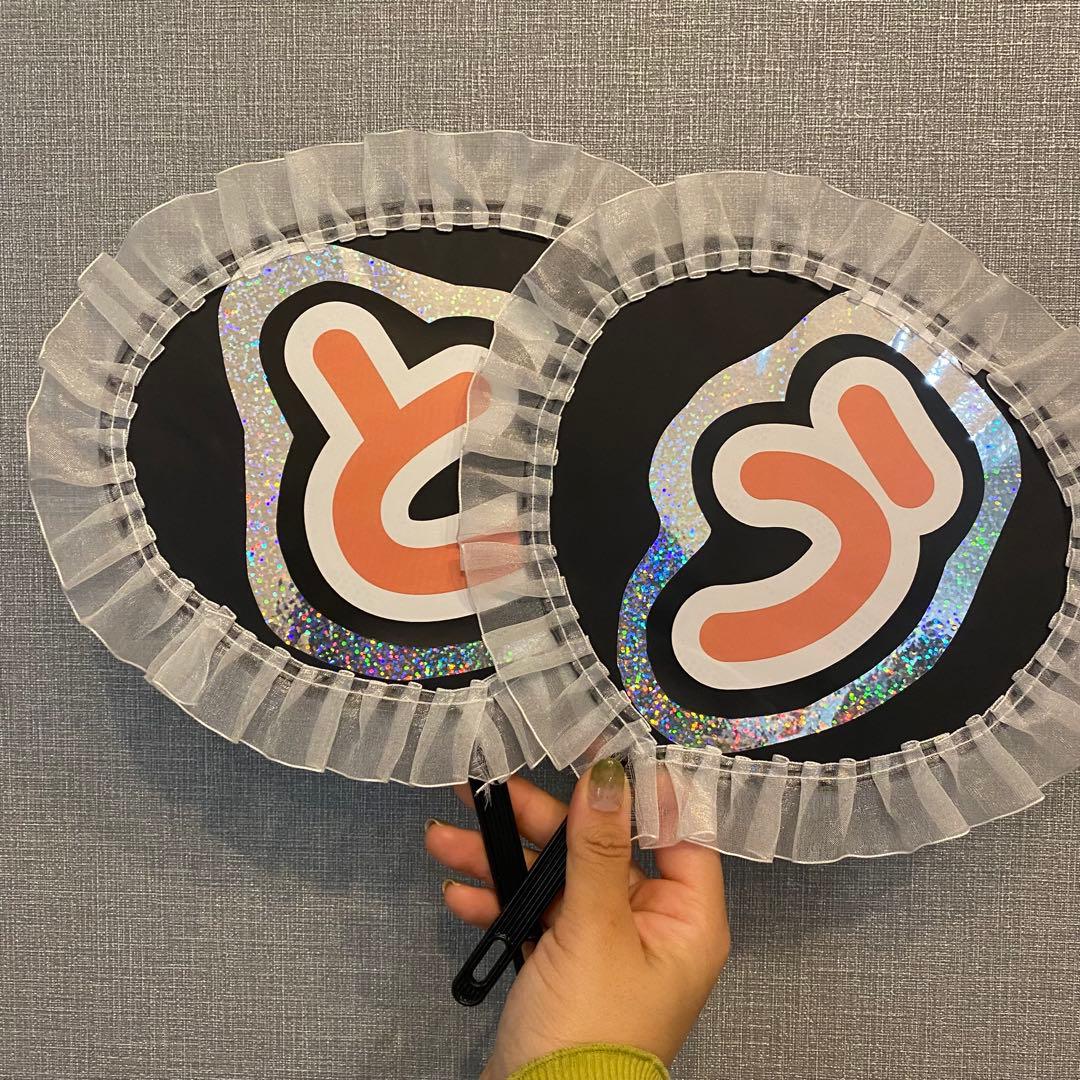 ファンサをもらおう🫶ゲストの席札を「応援うちわ」にするアイデアがおもしろいmarry マリー