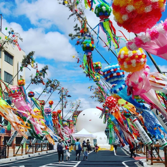 いつかは行きたい、夏の東北三大祭り 青森ねぶた祭・秋田竿燈まつり・仙台七夕まつり– VOYAGE -世界見聞録