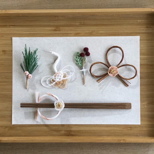 「お食い初め」のアイデア 9 件お食い初め, 飾り付け 手作り, バースデーパーティーのデコレーション