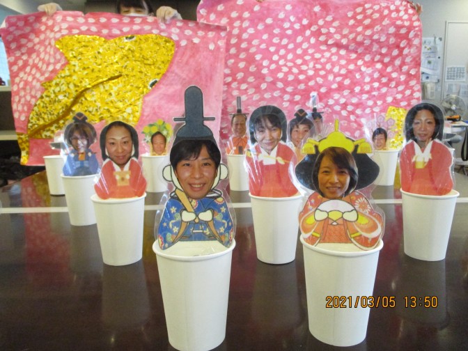 ひな祭りゲームウェルケア道後の「その人らしい暮らし」 愛媛県松山市