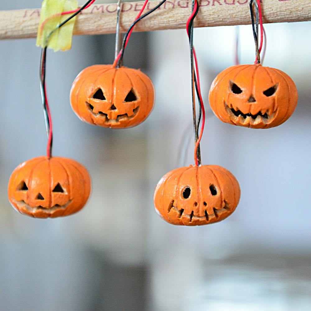 紙で作る 秋の飾り・ハロウィンの飾り 簡単！かぼちゃの作り方 DIYPaper craft Halloween decoration Easy!Pumpkin – うさミミcraft折り紙モンスタ