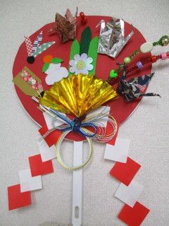 お正月製作 折り紙とお花紙で正月飾り作り♪