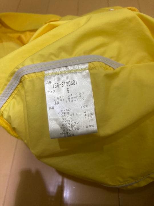 新年あけましておめでとうございます。 昨年の大晦日には財布を洗濯機で洗濯してしまい、お札が水に浸ってしまうという出来事がありました。何とか乾かして、使えるように復旧したいと思います。今年も一年、よろしくお願いします