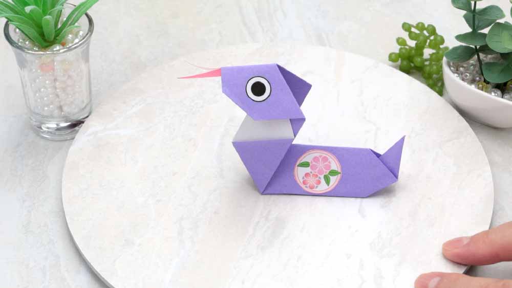 かわいいヘビ 蛇 折り紙☆干支☆簡単折り紙 2025年令和7年巳年はにゃ！☆手作りおもちゃ箱☆ 牛乳パック等で簡単工作