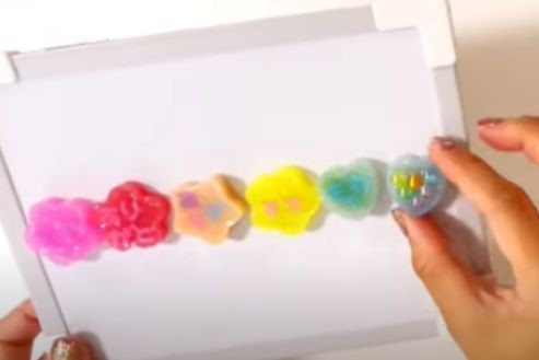 敬老の日手形アートワークショップ開催