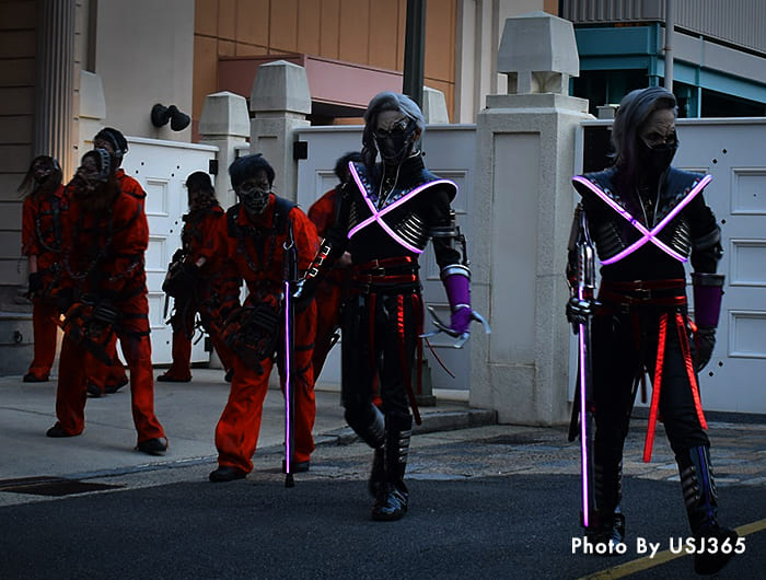 正気を失う”恐怖で超絶叫!『ハロウィーン・ホラー・ナイト』本日先行公開・超狂暴化ゾンビが襲う『ストリート・ゾンビ』・「KingGnu」と初コラボの新曲『SO BAD』で超熱狂『ゾンビ・デ・ダンス』合同会社ユー・エス・ジェイのプレスリリース