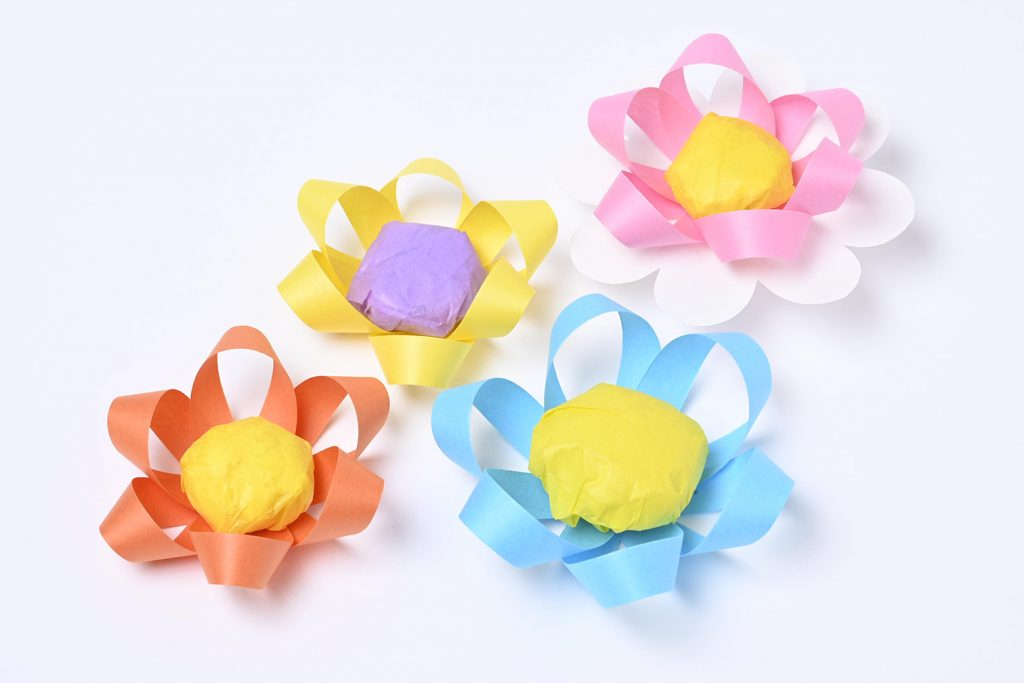 心に残る卒園式「おしゃれな飾り付けアイデア」で保育園・幼稚園を彩る！HAPPY BIRTHDAY CRAFTS ハピバクラフト 〜誕生日の飾り付け や手作りメッセージカードのお店