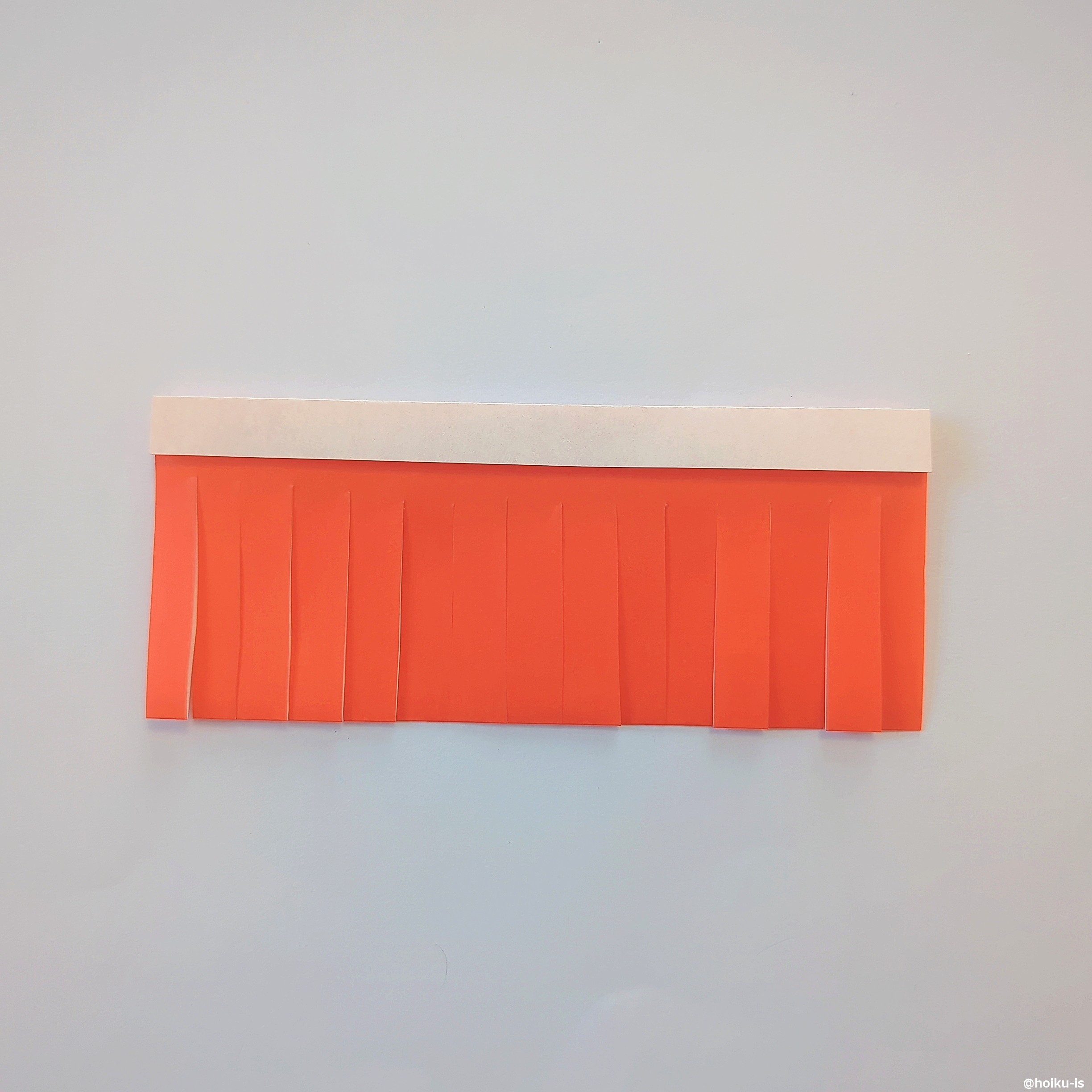 まあみ元保育士の製作アイデア@maami_seisakuidea ⁡ 七夕飾りにぴったり🎋✨ ⁡ まんまるすいかのちょうちん🍉 ⁡吊るして飾ると、くるくる回ってかわいいです🌀 ⁡ 貼るところは大人がすると、小さいクラスも作れます🙆🏻‍♀️ ⁡ ⁡いいね♥︎フォローありがとう