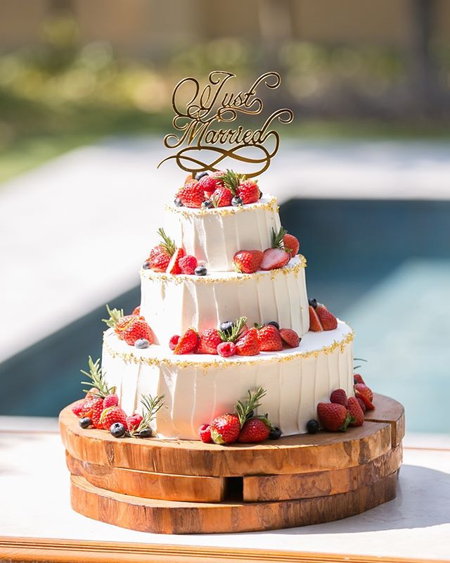 ウェディングケーキ 3段 -株 ケーキ工房Takaco'MOM