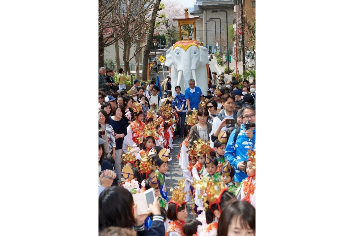 築地本願寺納涼盆踊り大会matsuritrip