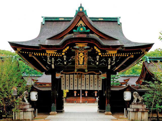 関西 パワースポットにおでかけ！神前式も挙げられる神社仏閣13選