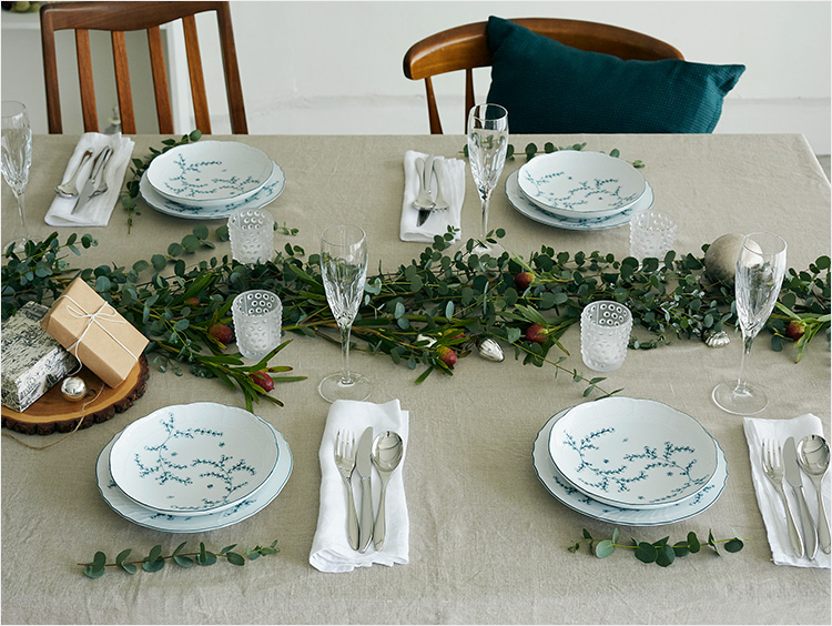 簡単でおしゃれ！クリスマステーブルコーディネート実例集キナリノ