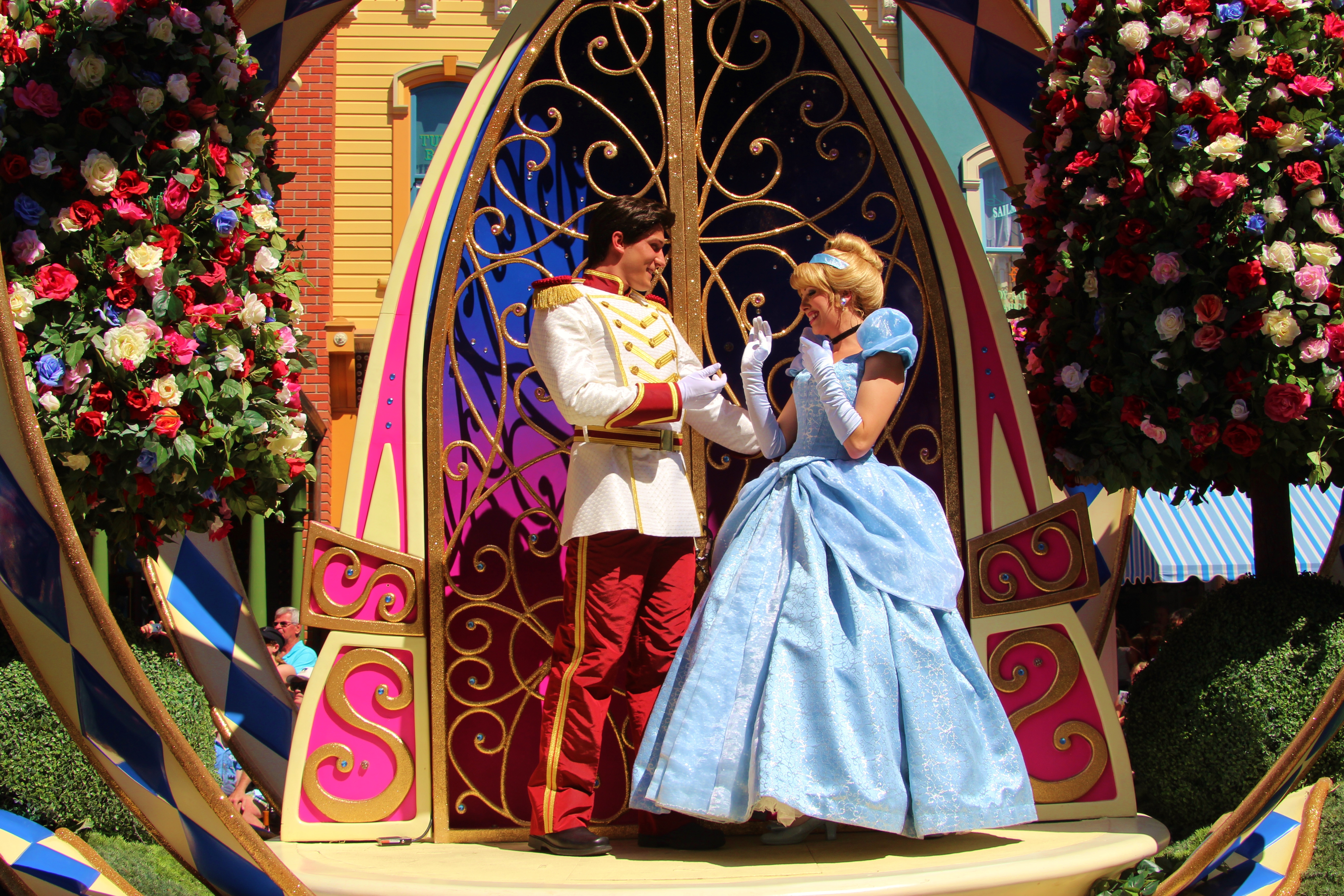 🎄メリークリスマス！**🎅素敵な笑顔と幸せに満ちた休日をお過ごしください！ **吹替警備員の父の正体は？ **が登場！🔥✨このコード** tvzwyw **を使用して、ShortMaxの検索バーに貼り付けて、エピソードを無料で解放しよう！ 👋このオファーを家族や友人と