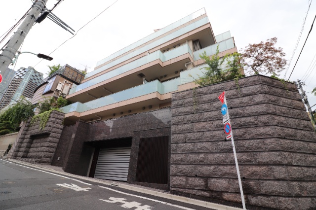 ホームズ ロイヤルシーズン赤坂港区、都営大江戸線 青山一丁目駅 徒歩5分の中古マンション 物件番号：0131005-0001261