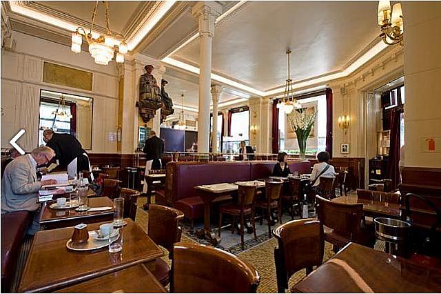 パリで最古のカフェフランスの歴史的有名人も通ったカフェ・プロコップ: 新婚旅行～ヨーロッパ世界遺産を巡る旅