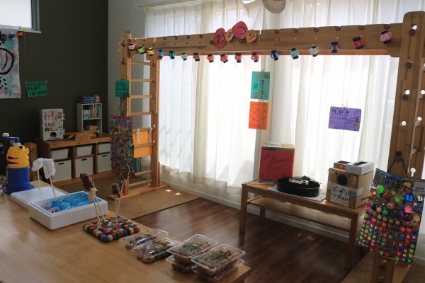 楽天市場 くじ紙{ 当てくじ 夏祭り 当てクジ 子ども会 くじ引き 縁日 あてくじ アテクジ くじ クジ くじびき おもちゃ 紙 ビンゴ お楽しみ会パーティーグッズ 夜店 }子供会 保育園 幼稚園 景品 イベント お祭り プレゼント 人気色柄指定不可不良対応不可