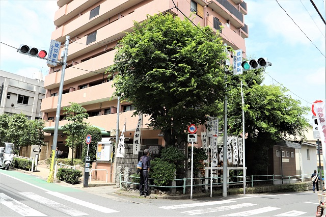 東京 四谷にある正しい縁切り・縁結び祈願の寺 陽運寺 於岩稲荷 へ