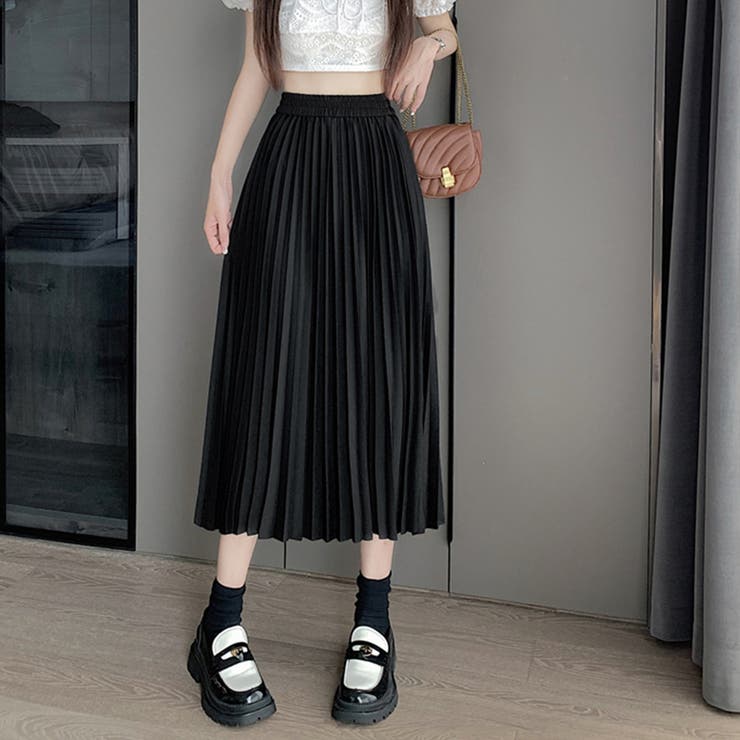 大人気すぎて殿堂入り🏆🔥 爆盛れコルセットスカート♡♡ 今季はデニムやツイード チェック柄やカーゴポケット付も登場🫶🏻💗くびれ見え×美脚にこだわった1枚を ぜひお試しくださいっ❤️‍🔥Radyレディ夏コーデSSお出かけコーデデートコーデデート服モテ