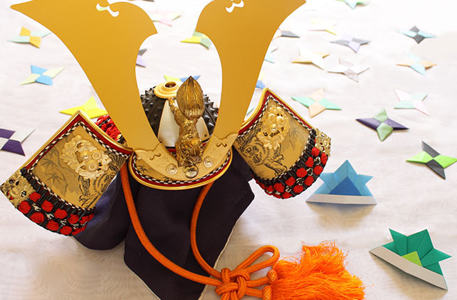 FLAT KABUTO 兜 木製兜 収納 コンパクト 兜 5月5日 初節句 端午の節句 出産祝い インテリア兜 初節句お祝い こどもの日 子供の日兜飾り 木の兜 名入れ兜 名入れ 名前札 FLAT KABUTOTheFLOW