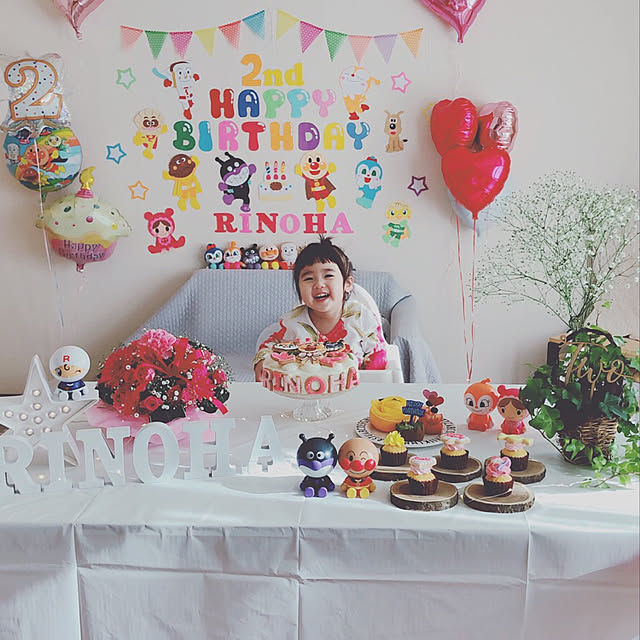 ハッピーバースデー 飾りの写真・画像素材-Snapmart スナップマート