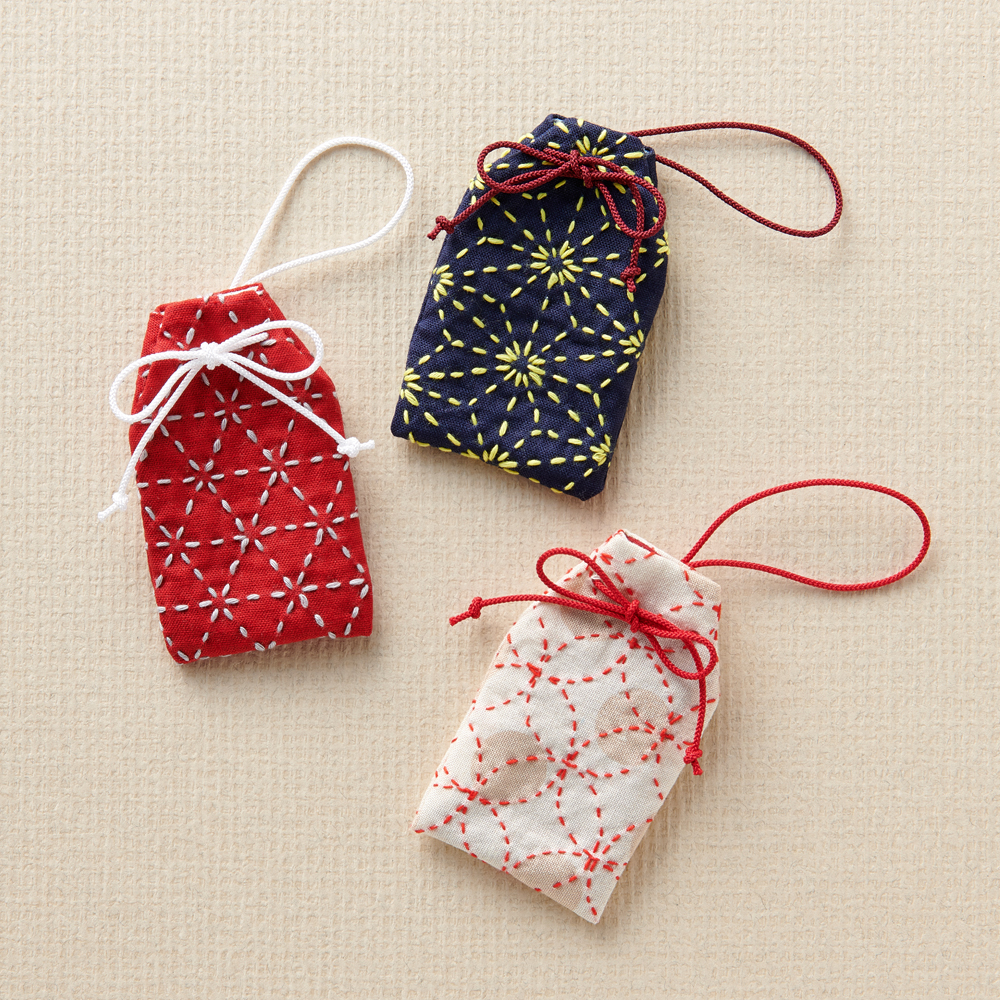 簡単🌈手作りお守り シャカシャカできる⁉︎可愛いが詰まったお守り⛩️お守り手作り作り方 @maa_chiiku_asobi