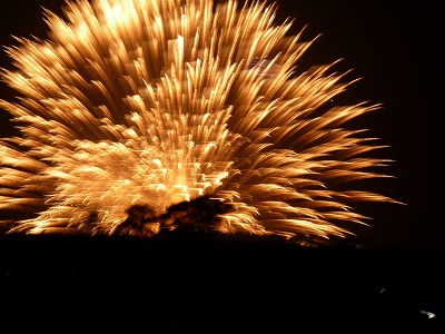 すばるキャブログ鴻巣にあるギネス世界記録の四尺玉