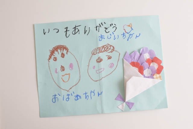 敬老の日 気持ちが伝わる！手作りメッセージカードのアイデアをご紹介