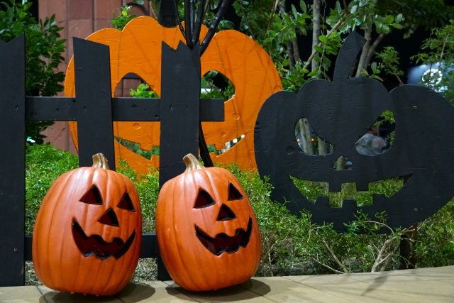 ハロウィンの飾り付けはいつから始める？最適な時期に楽しむ方法！ - くらしの小箱