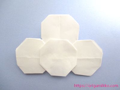 9月の折り紙 十五夜に☆簡単お月見製作☆月見団子 平面 の折り方作り方│子供と楽しむ折り紙・工作