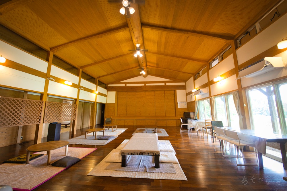 店名:風流カフェ 場所:熊本熊本県阿蘇郡西原村宮山1642-1 営業時間:11：30〜16：30 定休日:不定休 ·ﾌﾞﾙｰﾍﾞﾘｰﾚｱﾁｰｽﾞ¥1000 ·生ｲﾁｺﾞﾋﾟｽﾀﾁｵ ¥1300 西原村にある蕎麦カフェ。 夏場はかき氷を販売されています。 かき氷に使用されているフルーツは全て熊本県無農薬。 安心して