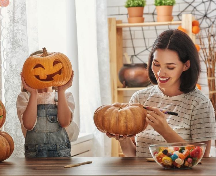 楽天市場 ライトアップジャックオーランタン パンプキン ハロウィンライト ジャコランタン ジャックオランタン かぼちゃ 置き物 装飾 飾り付けオブジェ 玄関 インテリア LEDライト 高さ約21cm マジックナイト EP6202 : ハロウィン仮装 マジックナイト